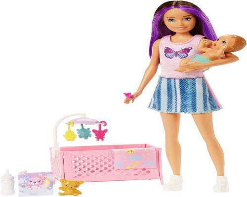 una caja de niñera de Barbie