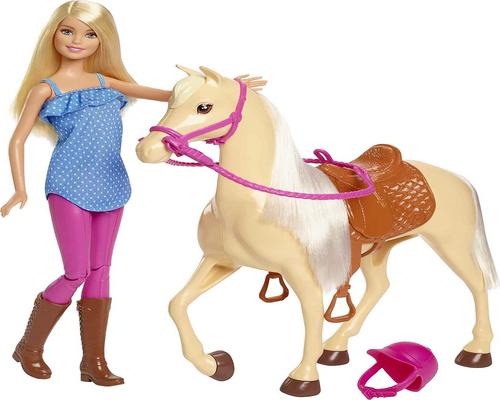 un juego Barbie y su caballo