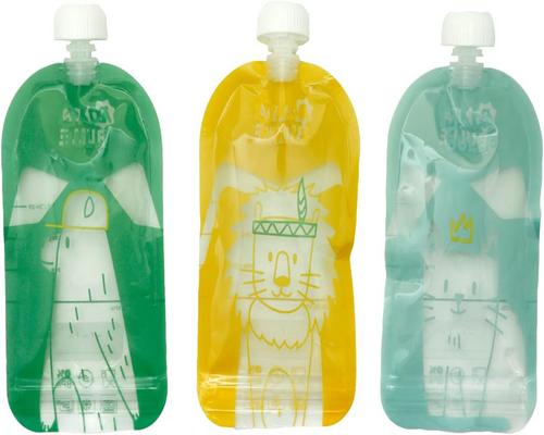 ett set med 15 graderade återanvändbara vattenflaskor
