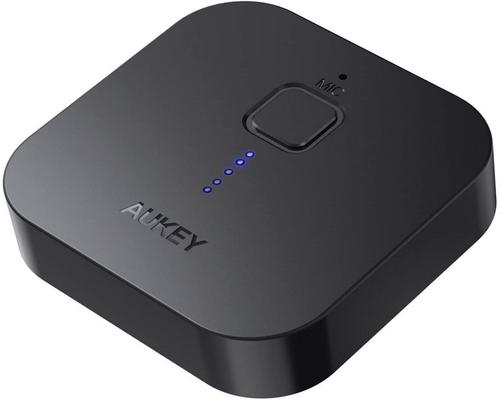 un Récepteur Aukey 5 Adaptateur Audio Fil Avec 18 Heures De Lecture