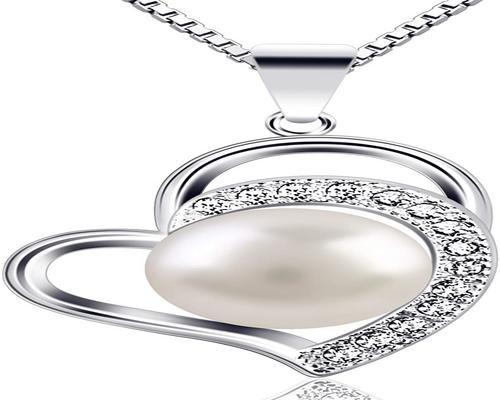 un Collier B.Catcher Femme