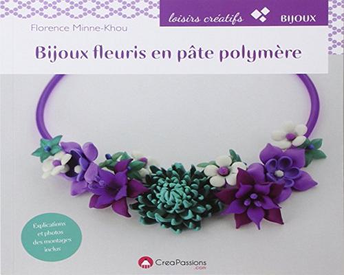 un Ensemble De Bijoux En Pâte Polymère Avec Des Motifs Floraux