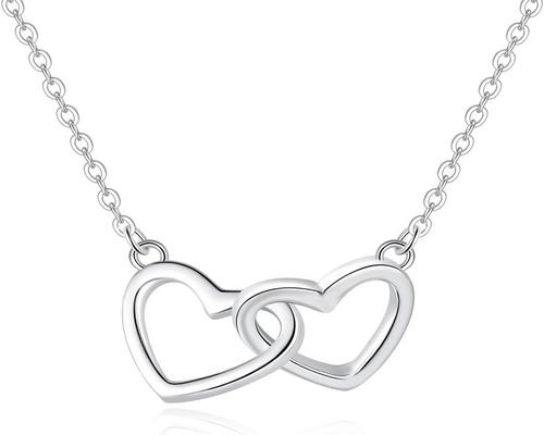 un Collier Personnalisé En Forme De Cœur