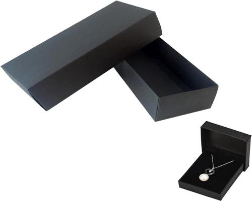 une Boîte À Bijoux En Papier Kraft Noir