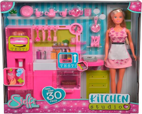 une Poupée Steffi Love Chef Cuisinière