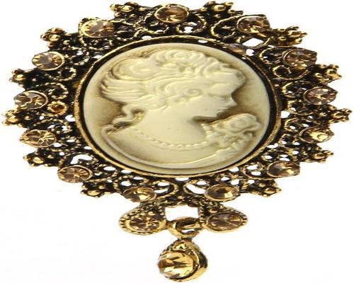 une Broche Vintage Xuniu