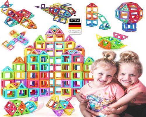 un Set De Blocs De Construction Magnétiques