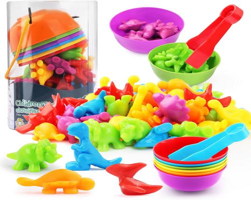 un Ensemble De Jeux Montessori Dinosaure