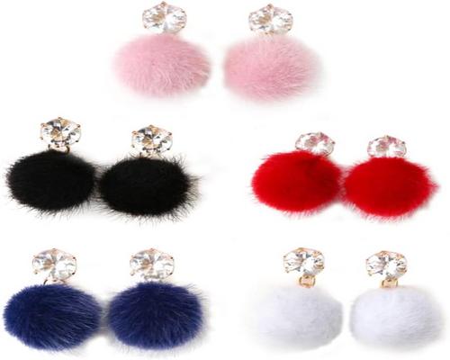 un Lot De Boucles D'Oreilles Holibanna