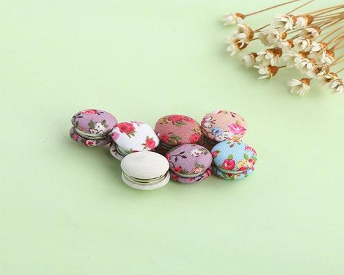 une Broche Magnétique Pour Hijab