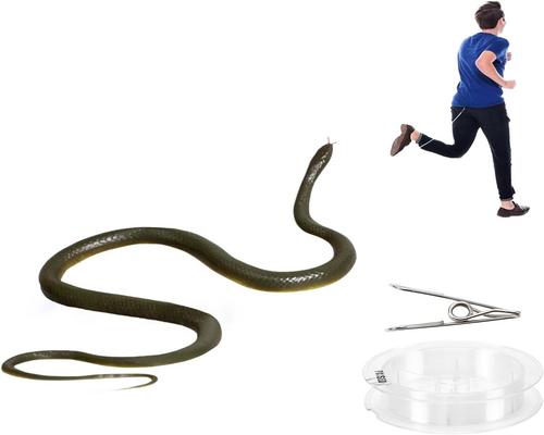 un Jouet Serpent En Caoutchouc De 120 Cm