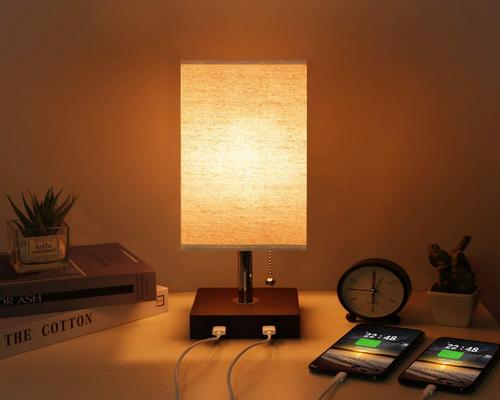 une Lampe Kakanuo De Chevet Usb