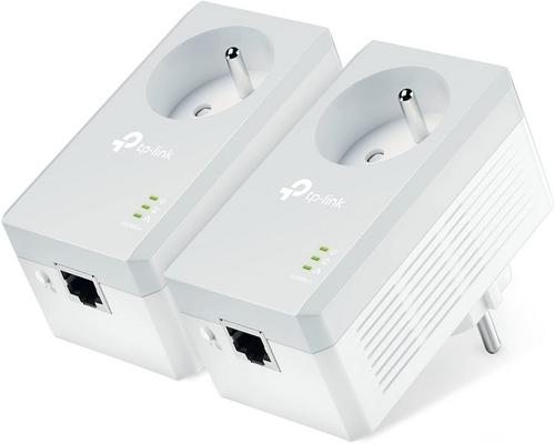 A 600 Mbps Tp-Link Cpl Socket With Integrated Socket And Ethernet Ports