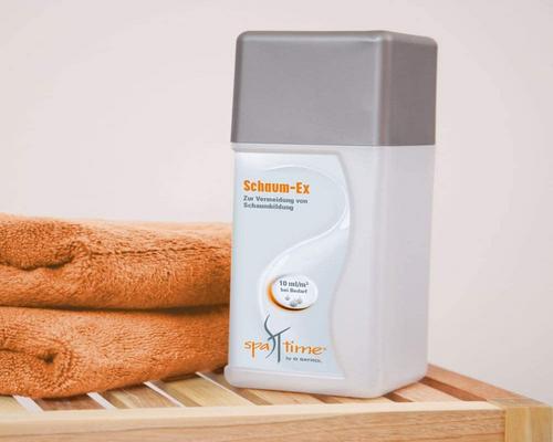 ein Bayrol Anti-Schaum-Produkt