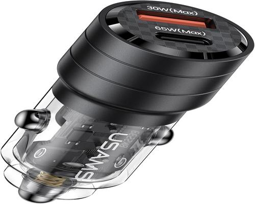 un caricabatterie USB per accendisigari da 95 W