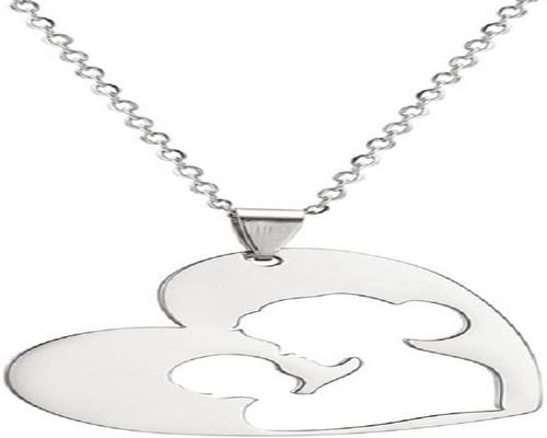 a Pingyongchang Necklace for Mother's Day