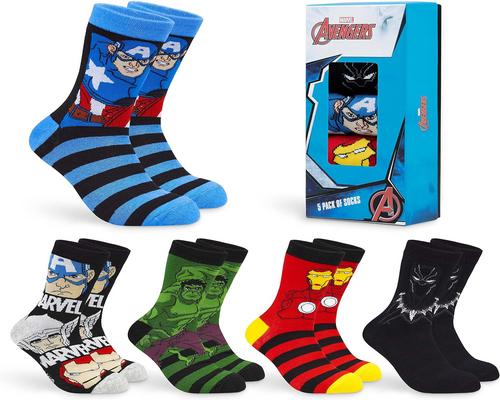 een doos Marvel-sokken
