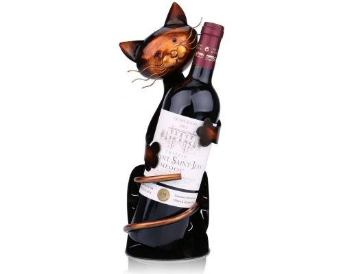 Uma prateleira para garrafas de vinho de gato